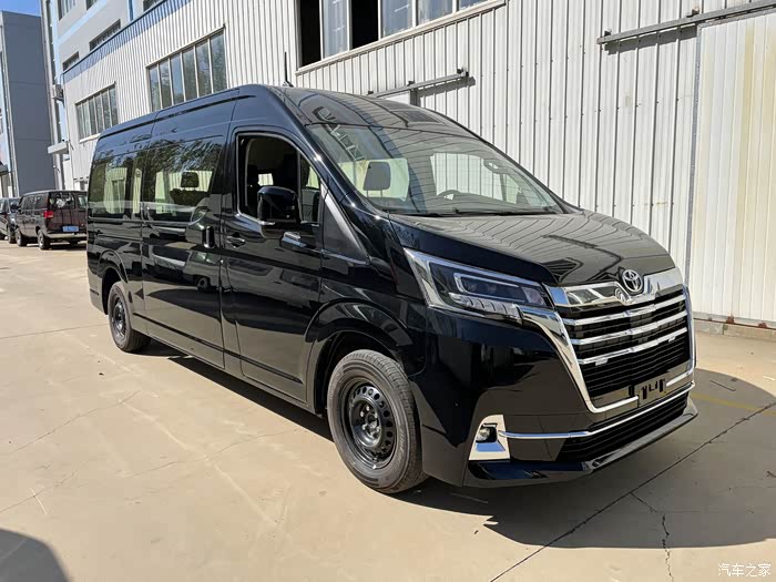 国内第一台黑色丰田海狮