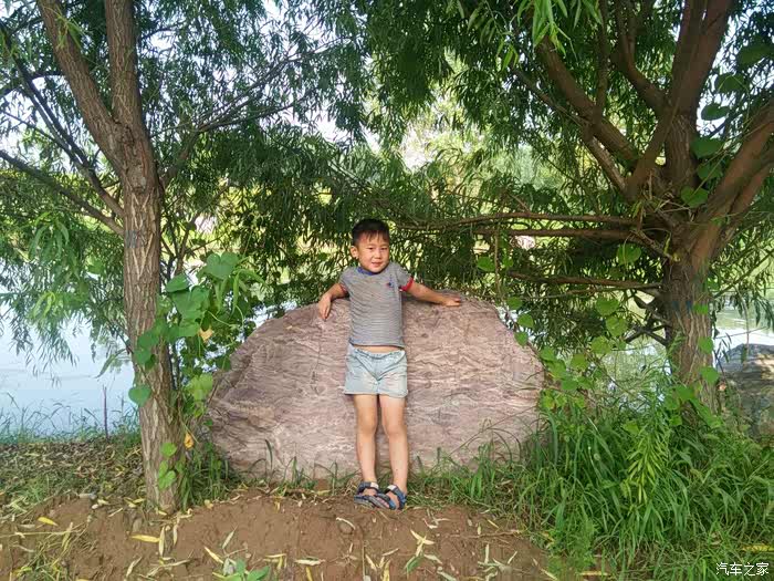 【图】无聊的工作,让人好心烦.带孩子出去兜兜