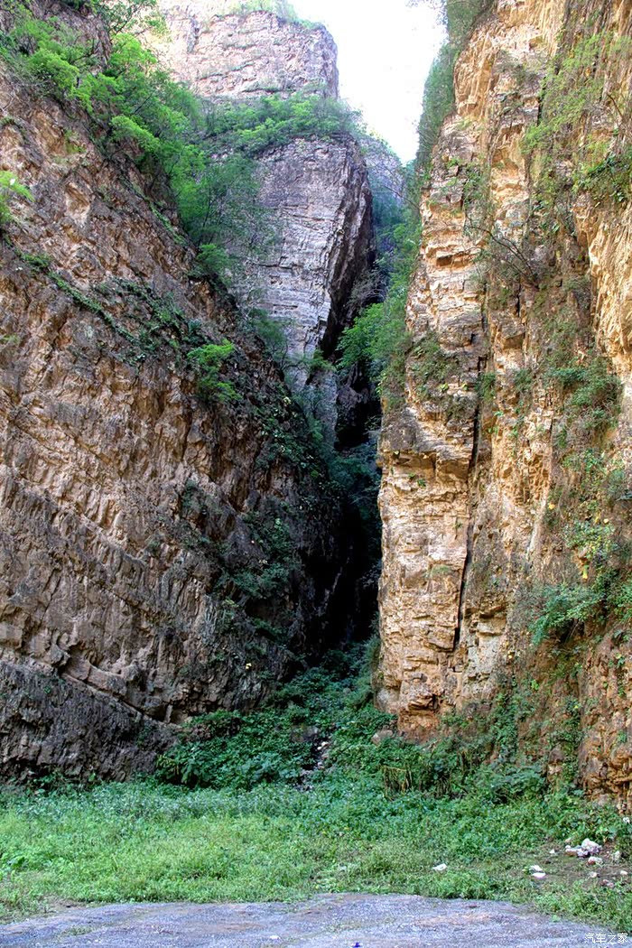 十一自驾穿越幽州峡谷一线天一日游有穿越视频分享