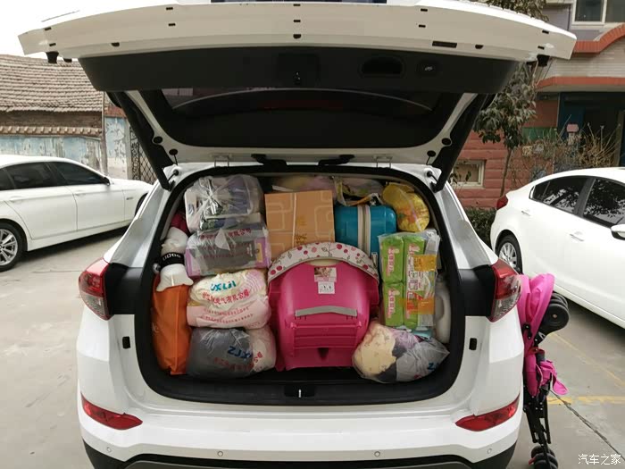 新途胜后备箱空间不错传张图