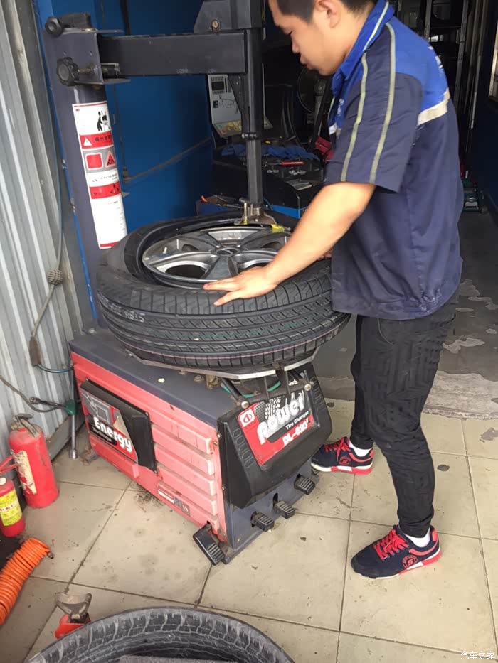 【图】h6c补胎换胎惊险之旅_哈弗h6 coupe论坛_汽车之家论坛