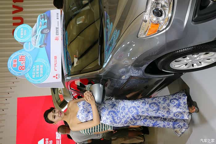 【图】跟我一起看2015大连车展——车模篇(最新最全超近景哦)_辽宁