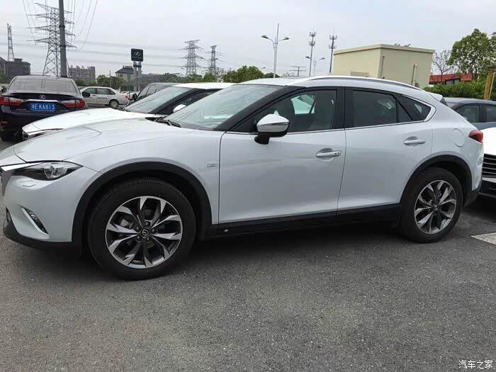 求cx-4银色的实车图片