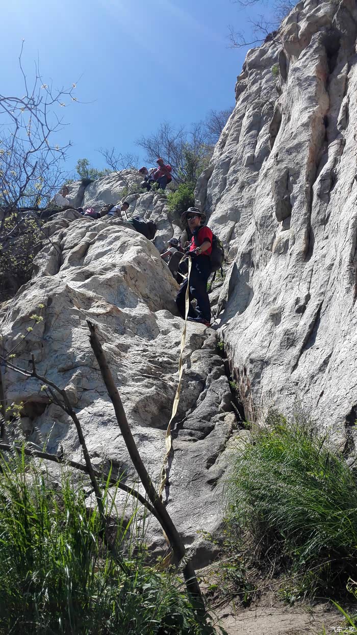 攀爬的地方只能一个一个的通过,比较耗时,这就是每次有攀爬的路线