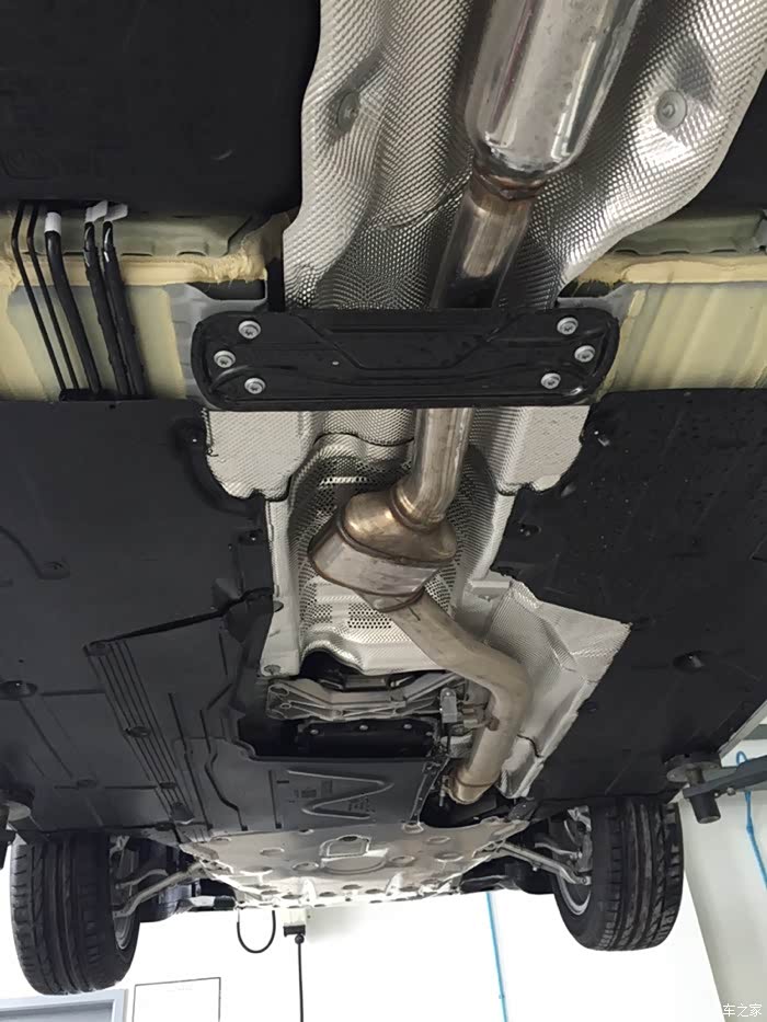 719 | 回复: 6 宝马3系论坛 2016宝马320li原厂有给装发动机防护板吗?