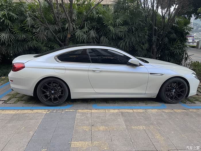 转12款宝马640i双门轿跑