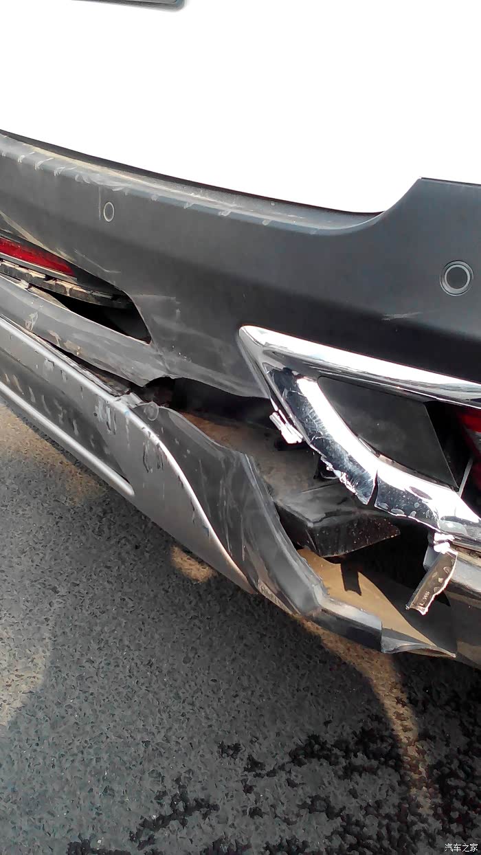 【图】被追尾了_瑞风s3论坛_汽车之家论坛