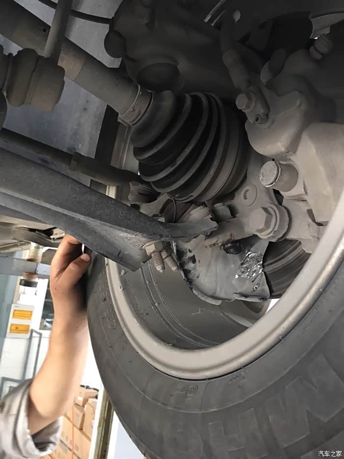 4t豪华版,球头断了!_速腾论坛_汽车之家论坛