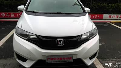 新飞度(塔夫绸白)大片来袭