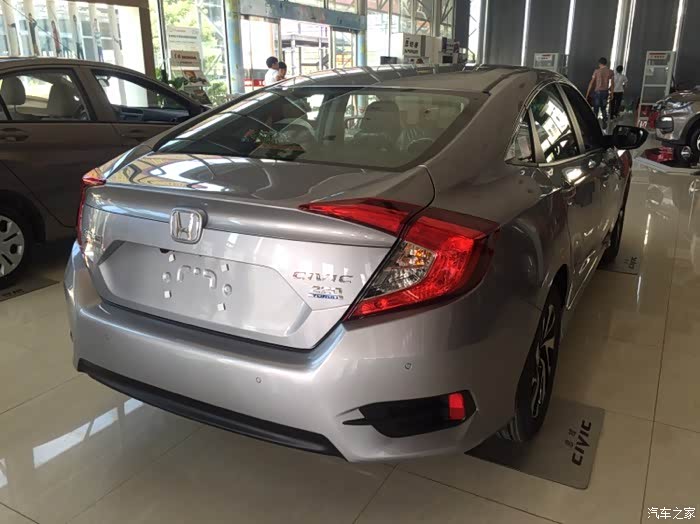 十代思域钛金银好看有没有车主发两张瞧瞧谢谢了