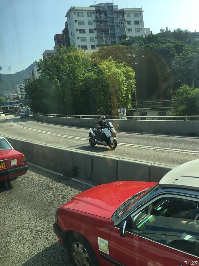 香港拍到的一些摩托車