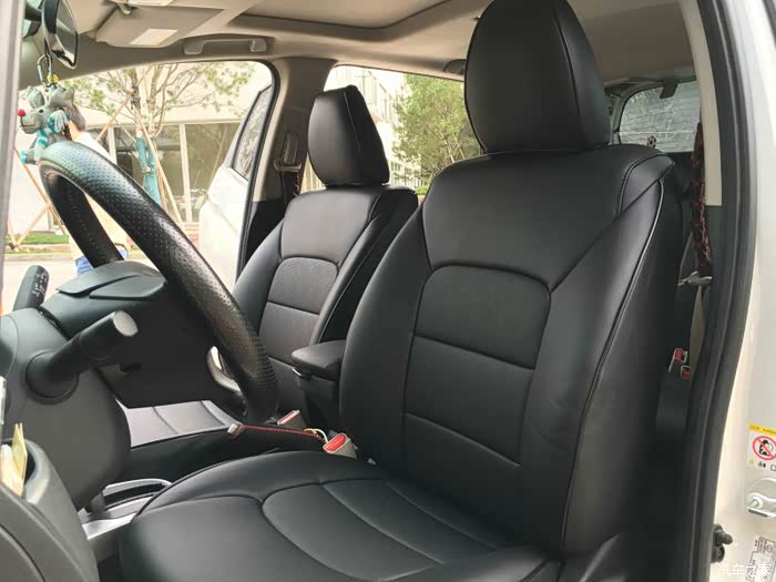 飞度座椅改装包皮作业