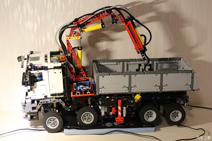 乐高technic系列让大家看看乐高旗舰的强大