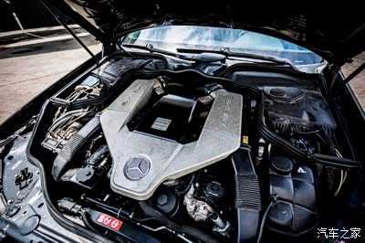 经典四眼仔w211 e63 (高清大片)_奔驰amg论坛_手机汽车之家