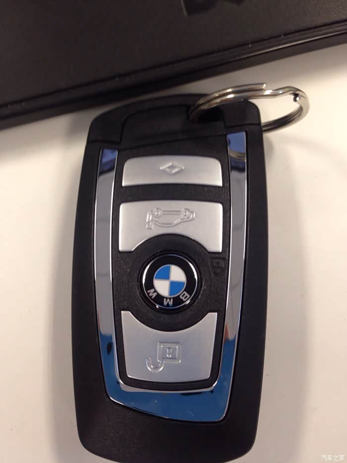 我一直想知道  那个菱形 有什么用.看到你的钥匙并没有呢