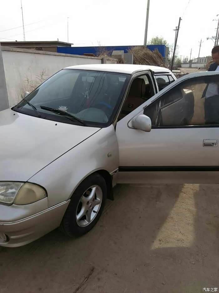 羚羊车大家看看这个车是04款高配吗