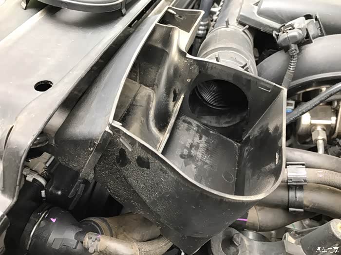 速腾发动机进气口进入少量水有何影响
