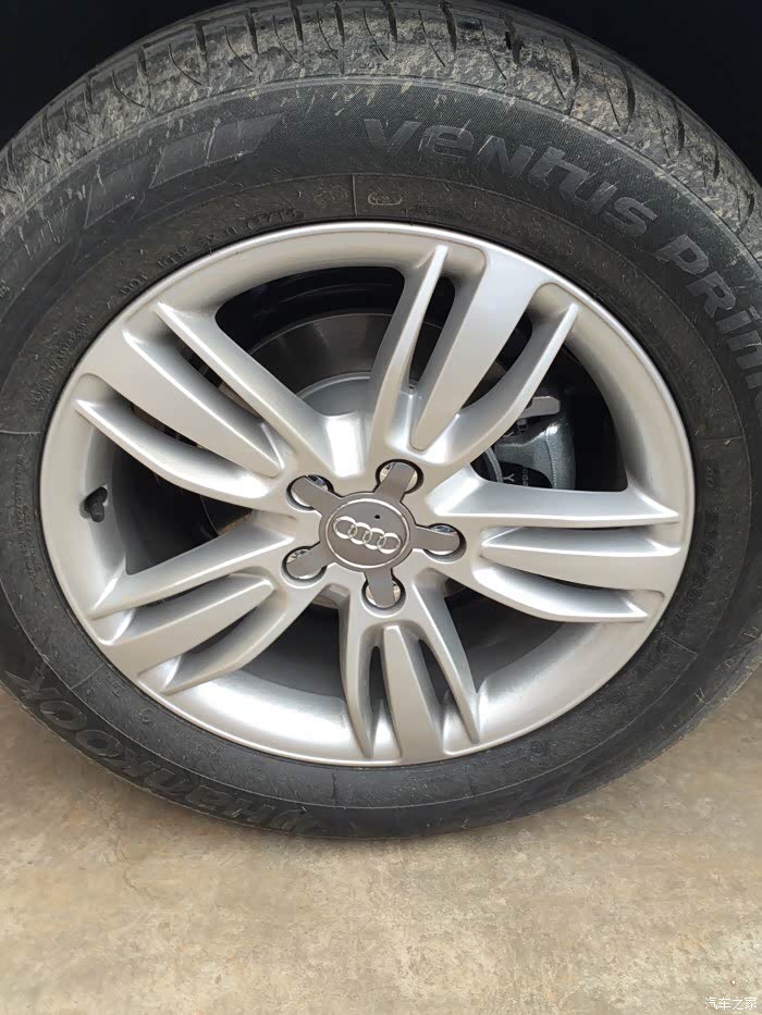 请问奥迪q3 1.4舒适型和进取型的区别