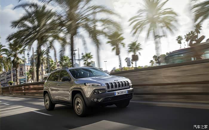 你没见过cherokee自由光美图37p