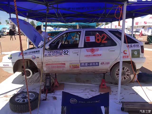 富康拉力赛真给力再夺冠军