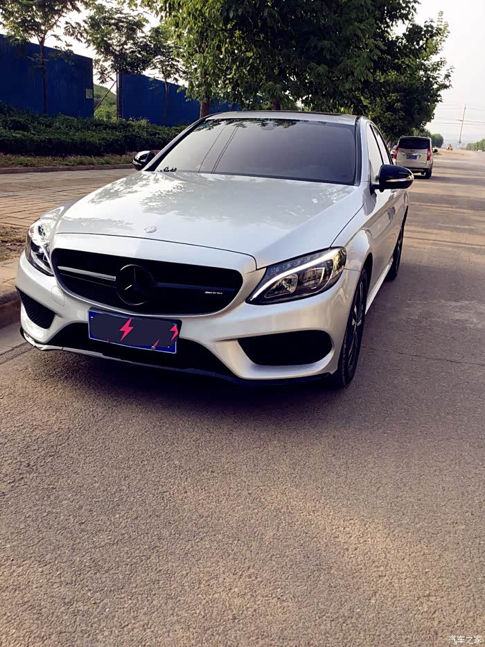 【图】铱银黑内标轴c200提车一月,发个作业吧_奔驰c级论坛_汽车之家