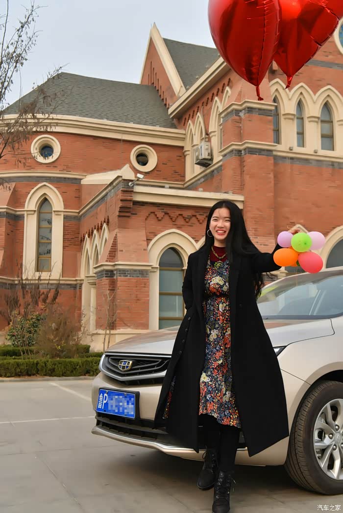 求精求顶美女当车模水城一日游内附高清大图