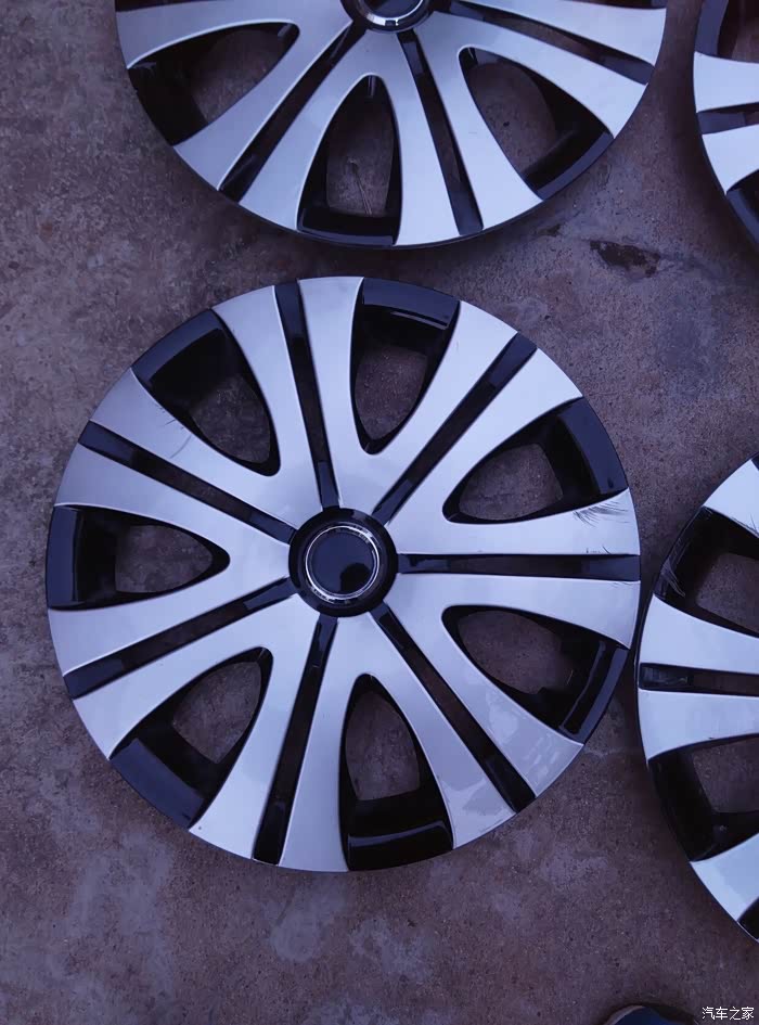 闲置铁轮毂轮毂盖