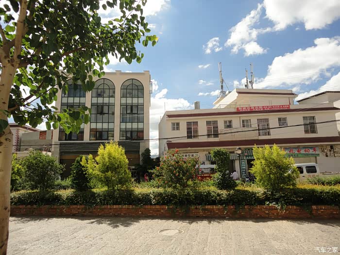 手机信号发射基站有危害吗距离不足十米