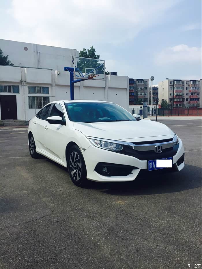 提车作业河南郑州珍珠白十代思域