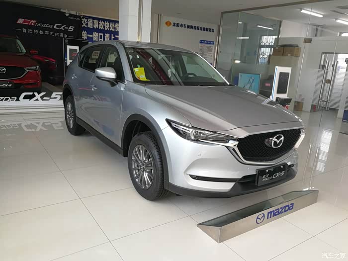 2638 | 回复: 27 马自达cx-5论坛 新杠五是选白色的好看,还是银色的