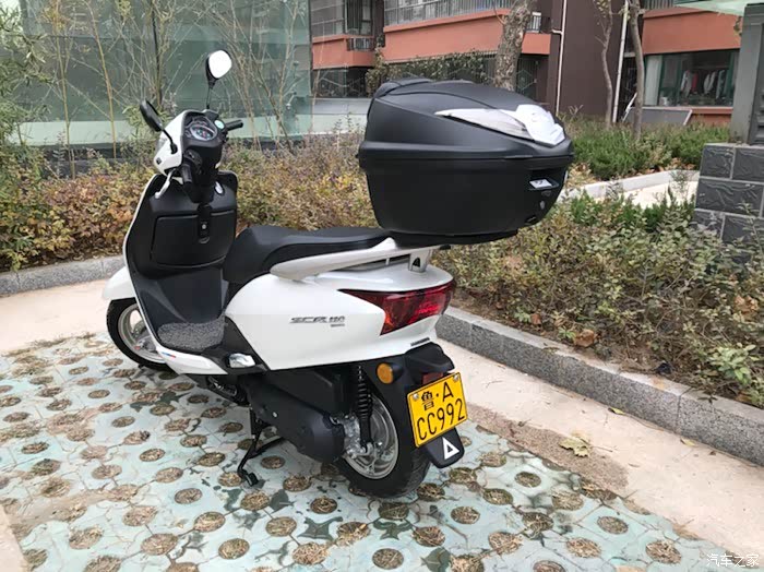 本田佳御110安装gv尾箱