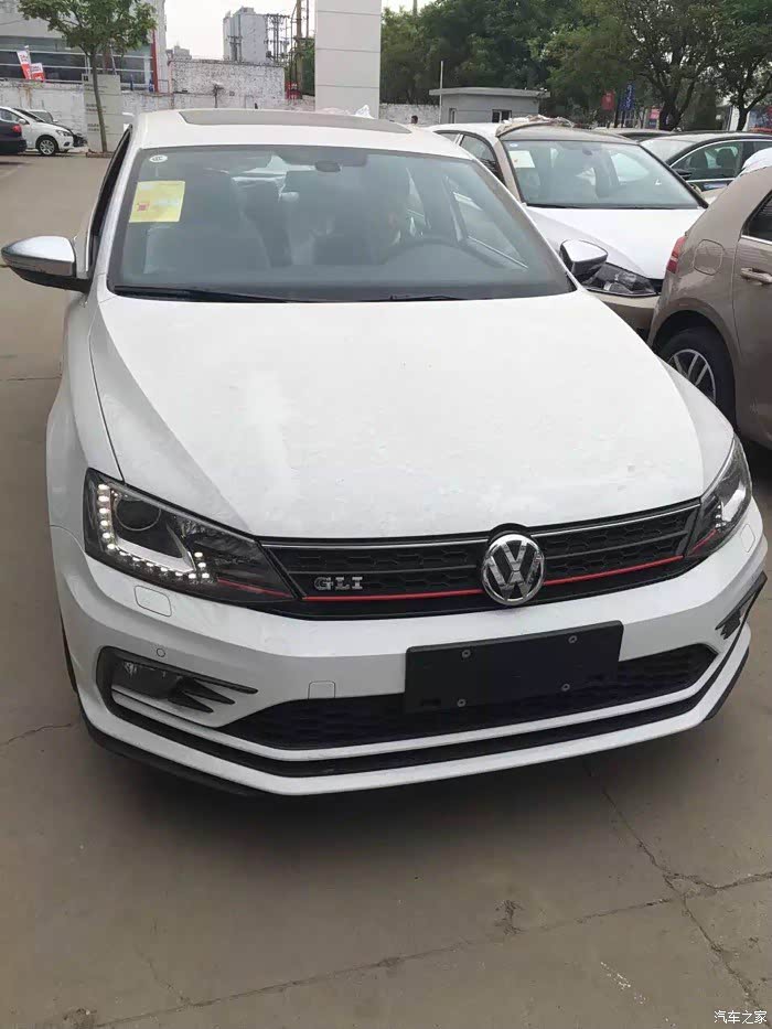 哪个好心人能高速我一个16款速腾gli的车架号