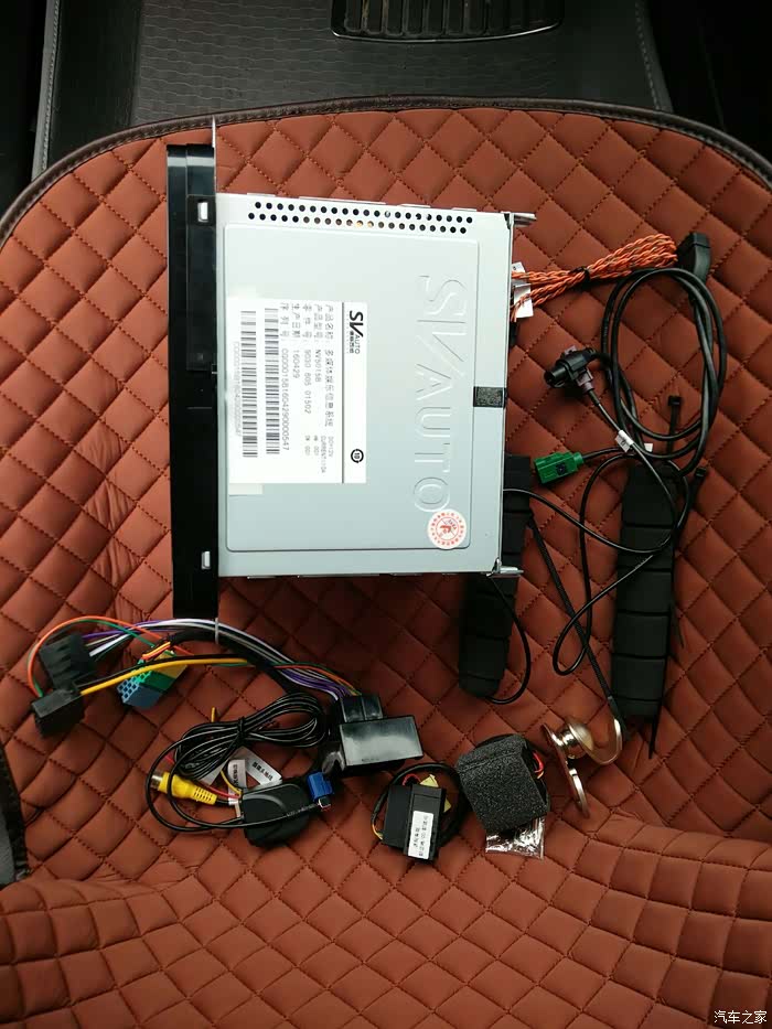 自己动手换 迈腾dvd导航 德赛西威5015b