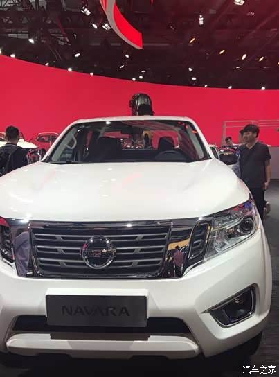 广州车展观看纳瓦拉