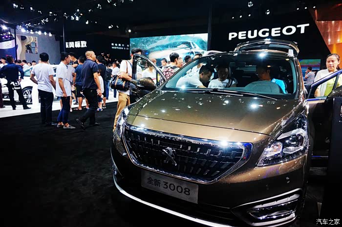 狮王归来成都车展四川标致3008狮友会围观东标展台