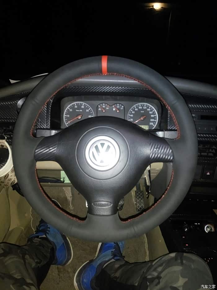 桑塔纳的内饰改装作业