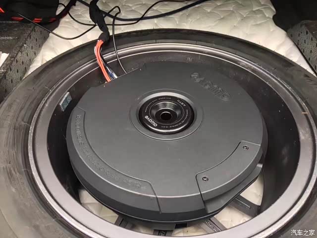 爱威备胎低音炮