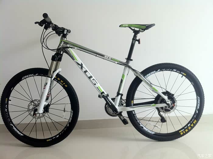 没有比较,直接入手喜德盛传奇700