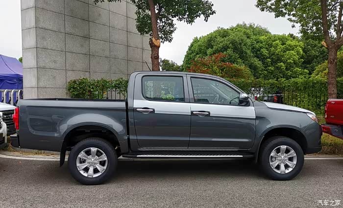 年终钜惠江淮t6皮卡工程版8.98万起!