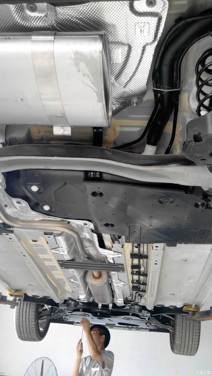 【图】关于底盘装甲的_标致408论坛_汽车之家论坛