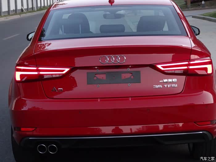 【图】求17款a3三厢尾灯夜间图_奥迪a3论坛_汽车之家论坛
