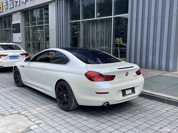 转12款宝马640i双门轿跑
