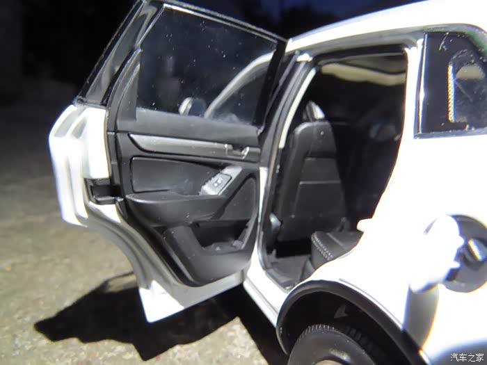 【图】拍车模之以假乱真_模型论坛_汽车之家论坛