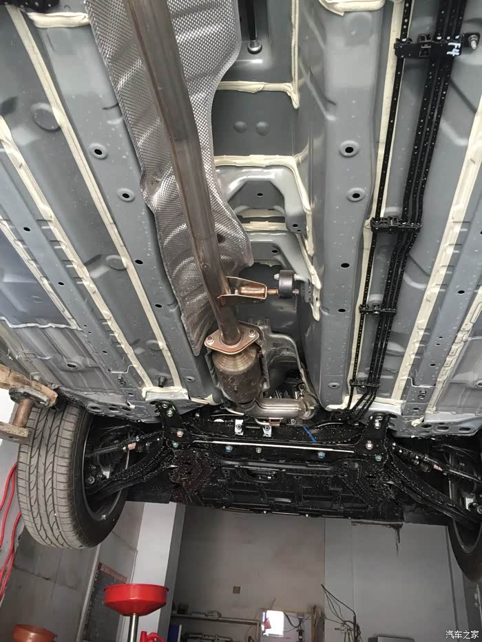 周末没事山东2016款逍客底盘装甲作业来袭看看我的装甲