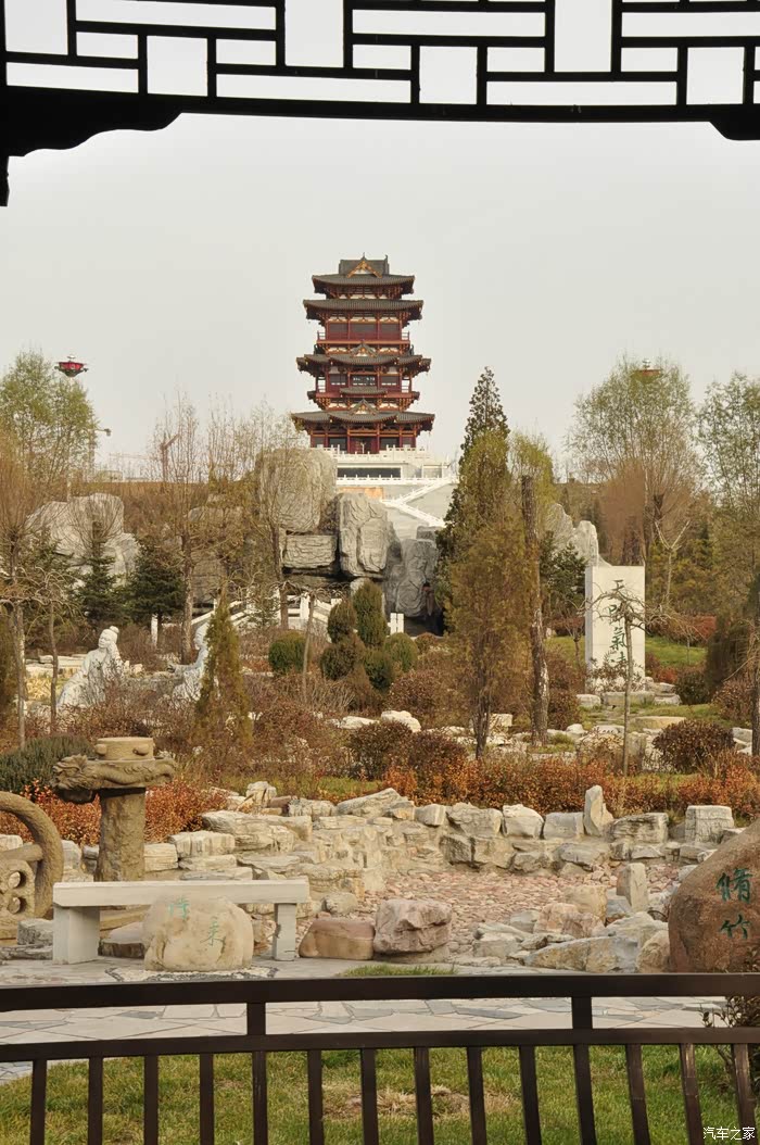 山西襄垣东湖一隅