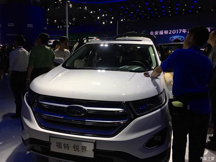 重庆人在广州车展探秘福特展馆放送18款翼虎高清大图