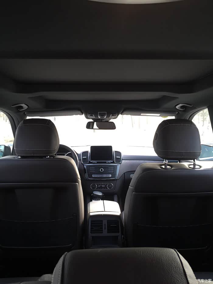 【图】gle内饰的顶棚颜色,有黑顶,有米顶?_奔驰gle论坛_汽车之家论坛