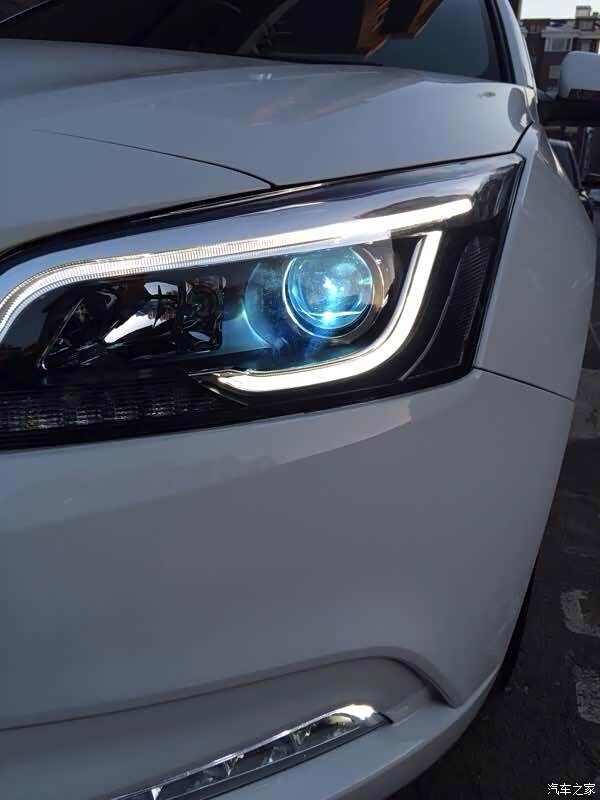 经典科鲁兹进来,看看这大灯如何r