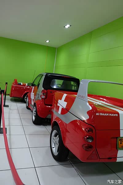 还有带拖车的smart