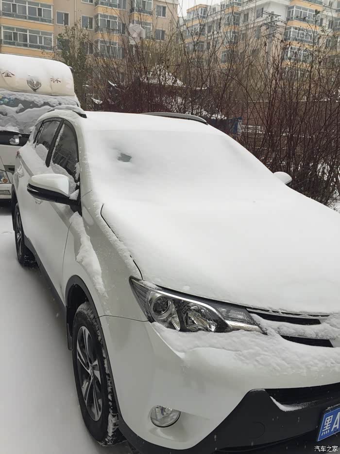 【图】今天给小r换了 邓禄普的雪地胎_一汽丰田rav4论坛_汽车之家论坛